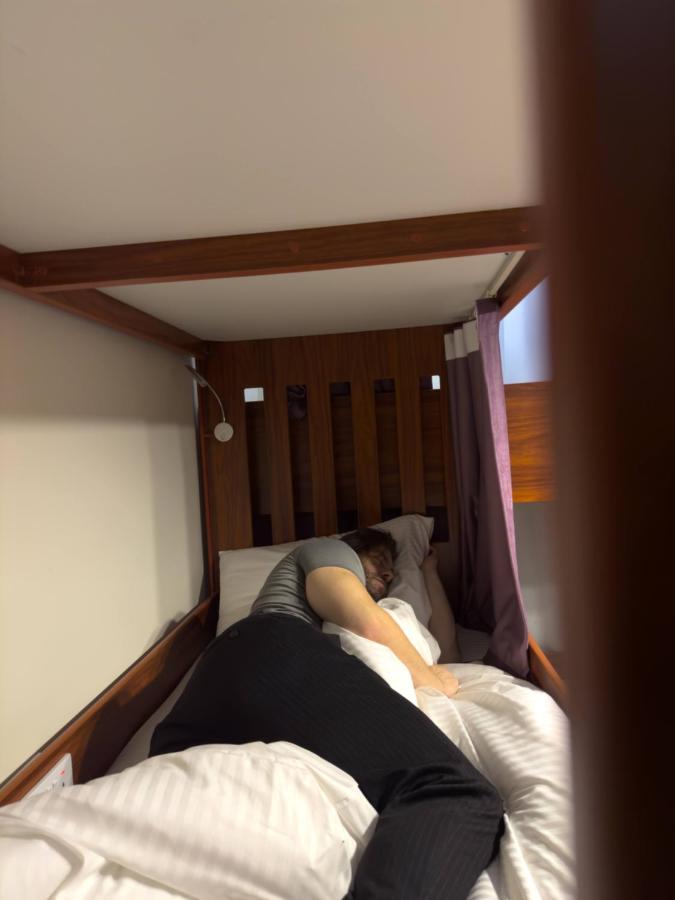 Business Backpackers Jbr Hostel Ντουμπάι Εξωτερικό φωτογραφία